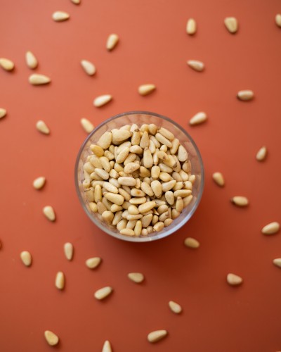 Pignons de pin 1KG