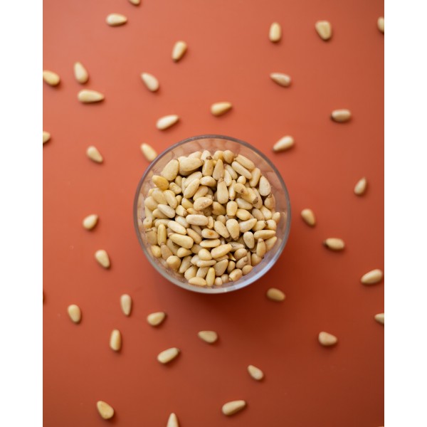 Pignons de pin 1KG